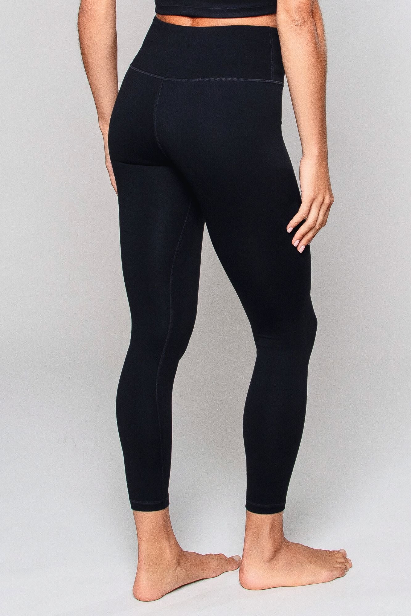 Aria Airsoft Brushed Seamless Legging - Born Nouli