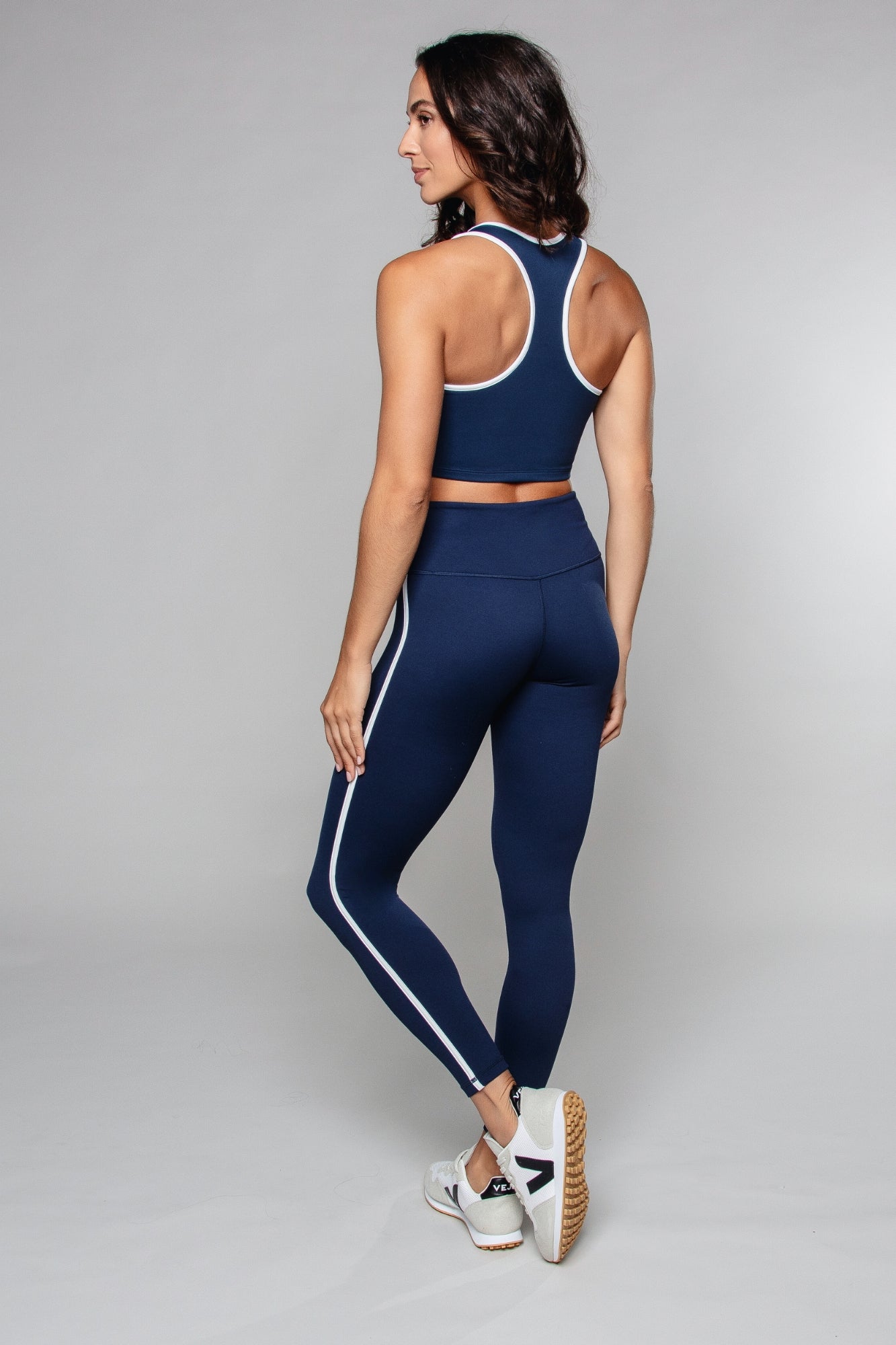 Stride Piped High Waisted Legging