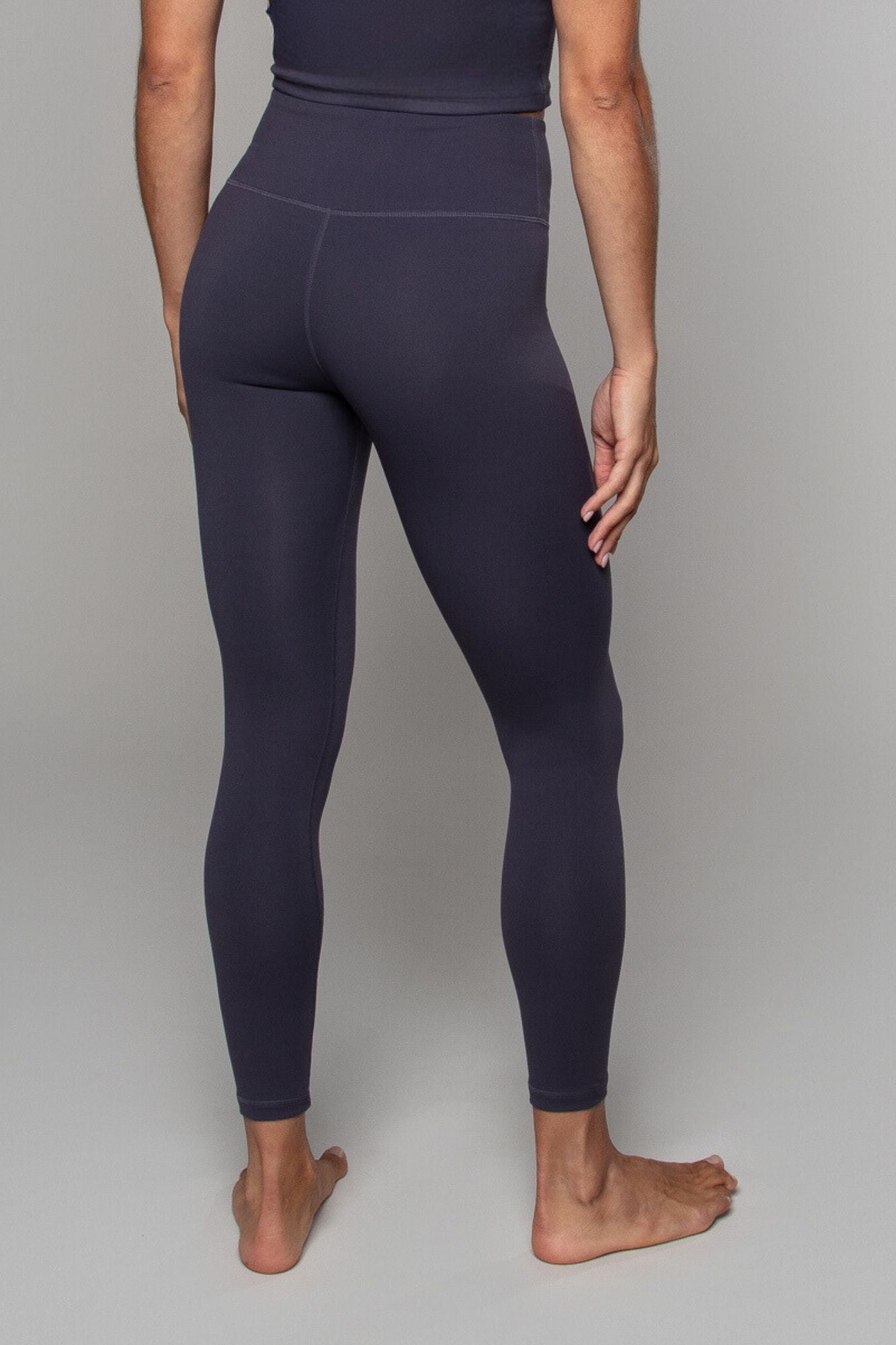 Aria Airsoft Brushed Seamless Legging - Born Nouli