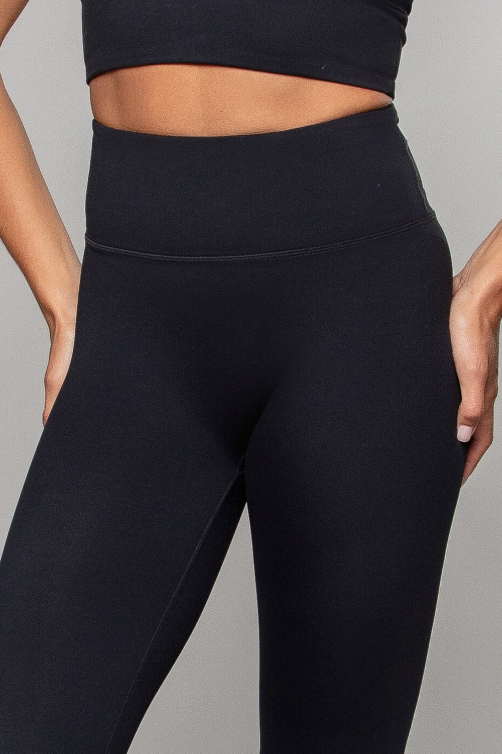 Elevate All Day Ultra High Waist 7/8 Legging - Born Nouli