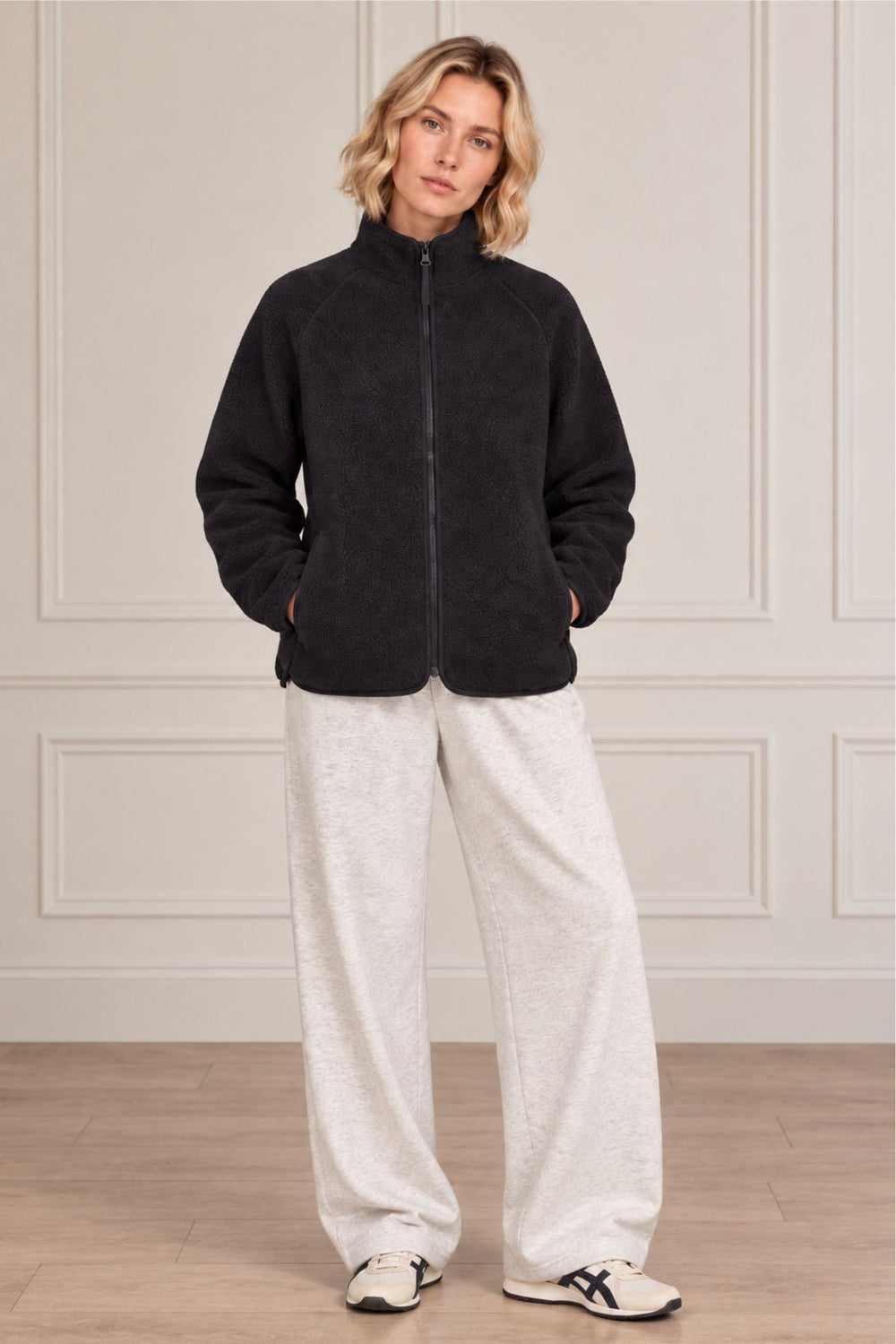 Motion Teddy Fleece Zip Jacket - Born Nouli