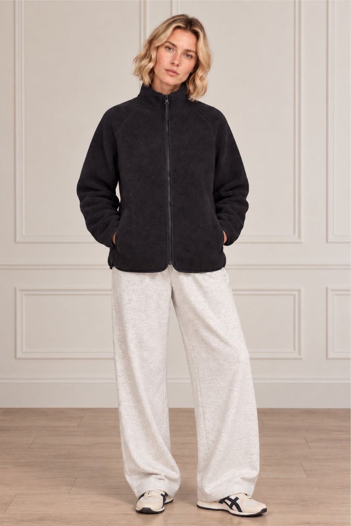 Motion Teddy Fleece Zip Jacket - Born Nouli