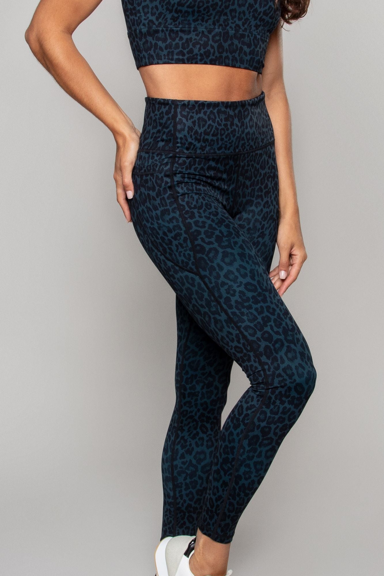 Nika Full Length Pocket Legging - Born Nouli