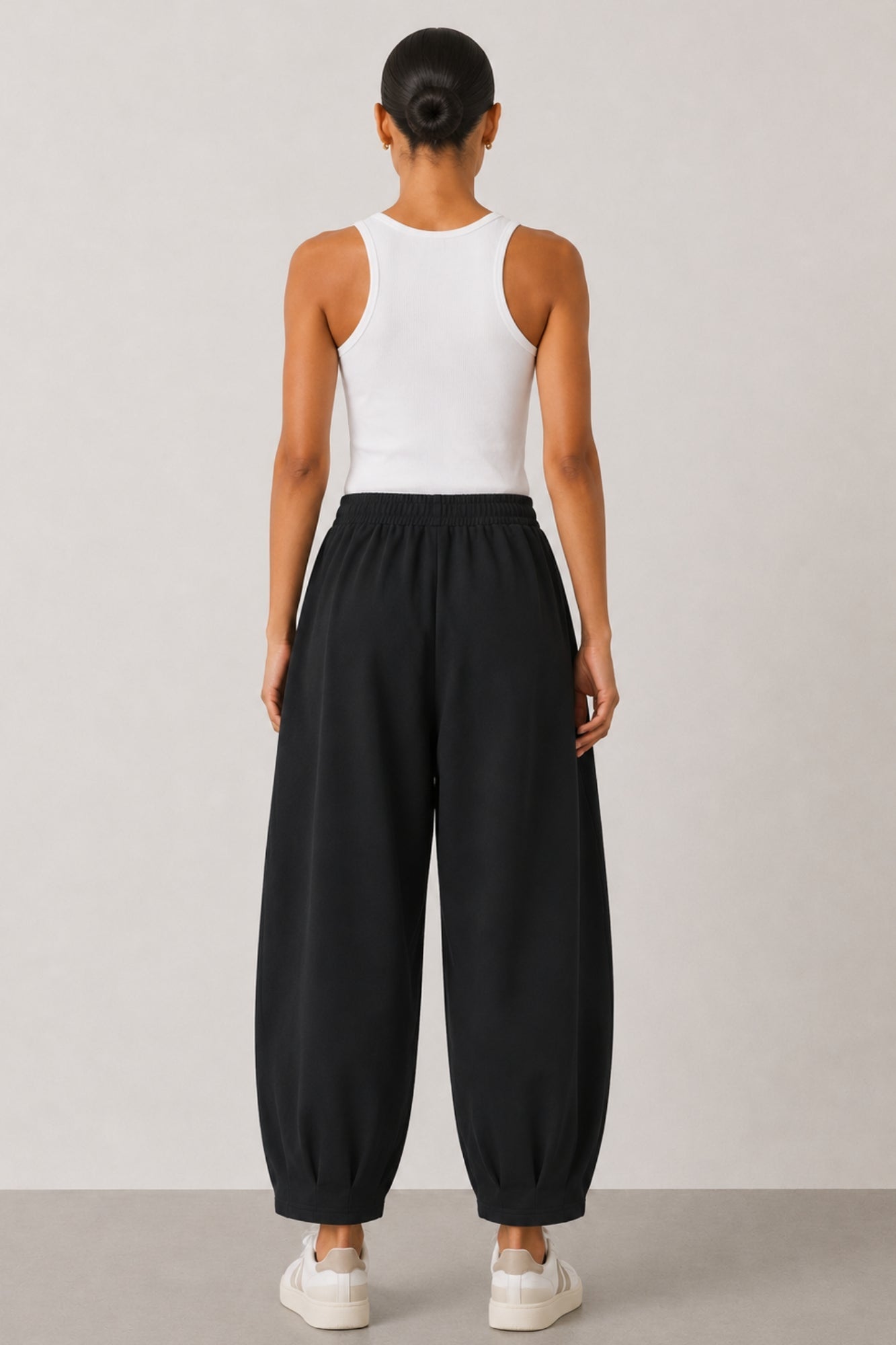 Sloane Relaxed Barrel Leg Trouser Black - Born Nouli