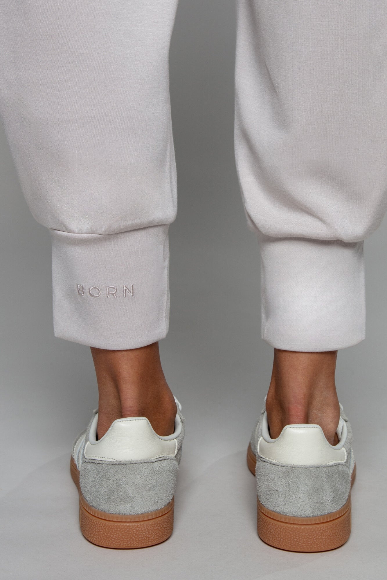 Supersoft Cuffed Sweatpant Oat - Born Nouli