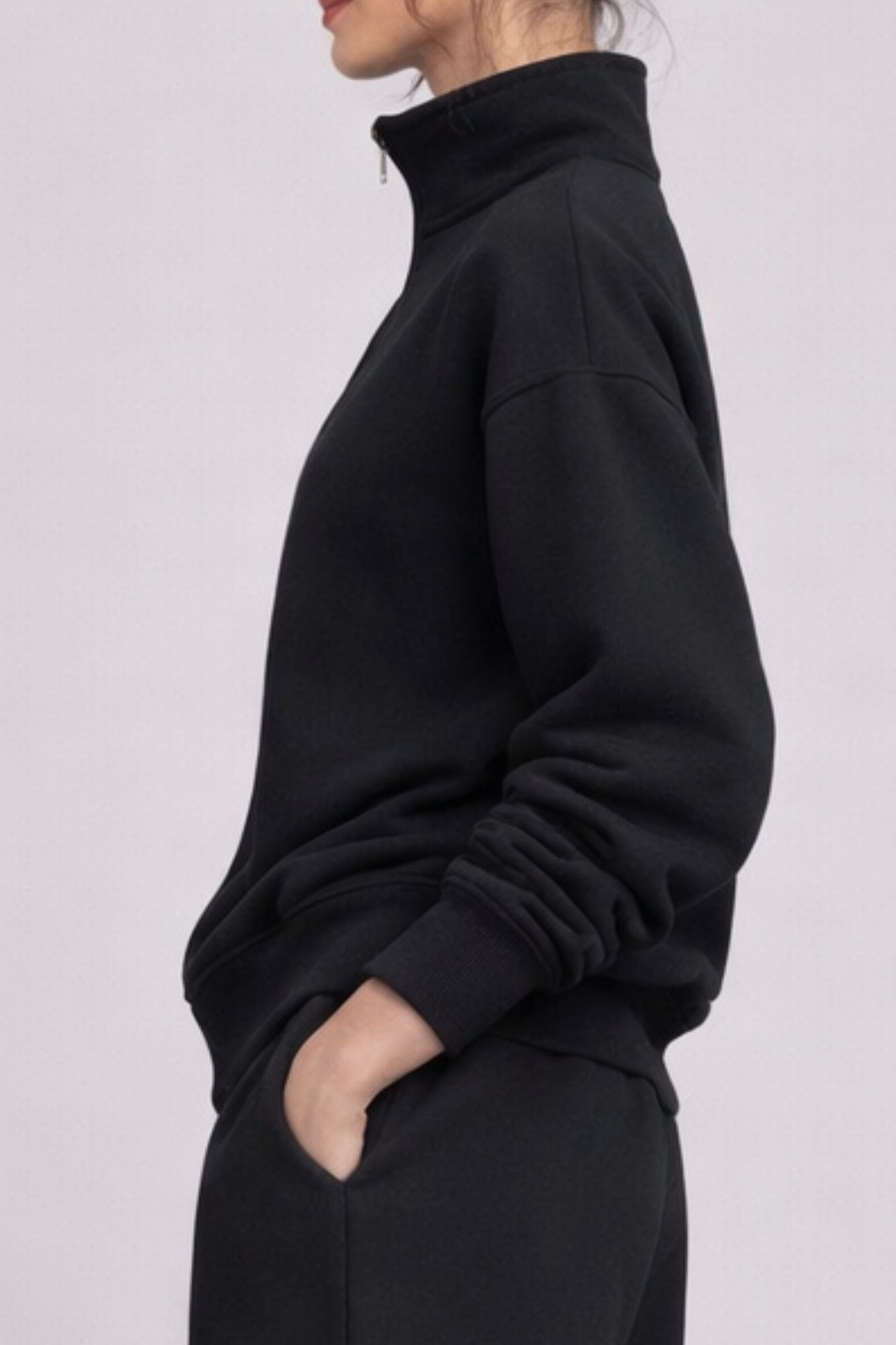 Supersoft Half Zip Sweatshirt Black - Born Nouli