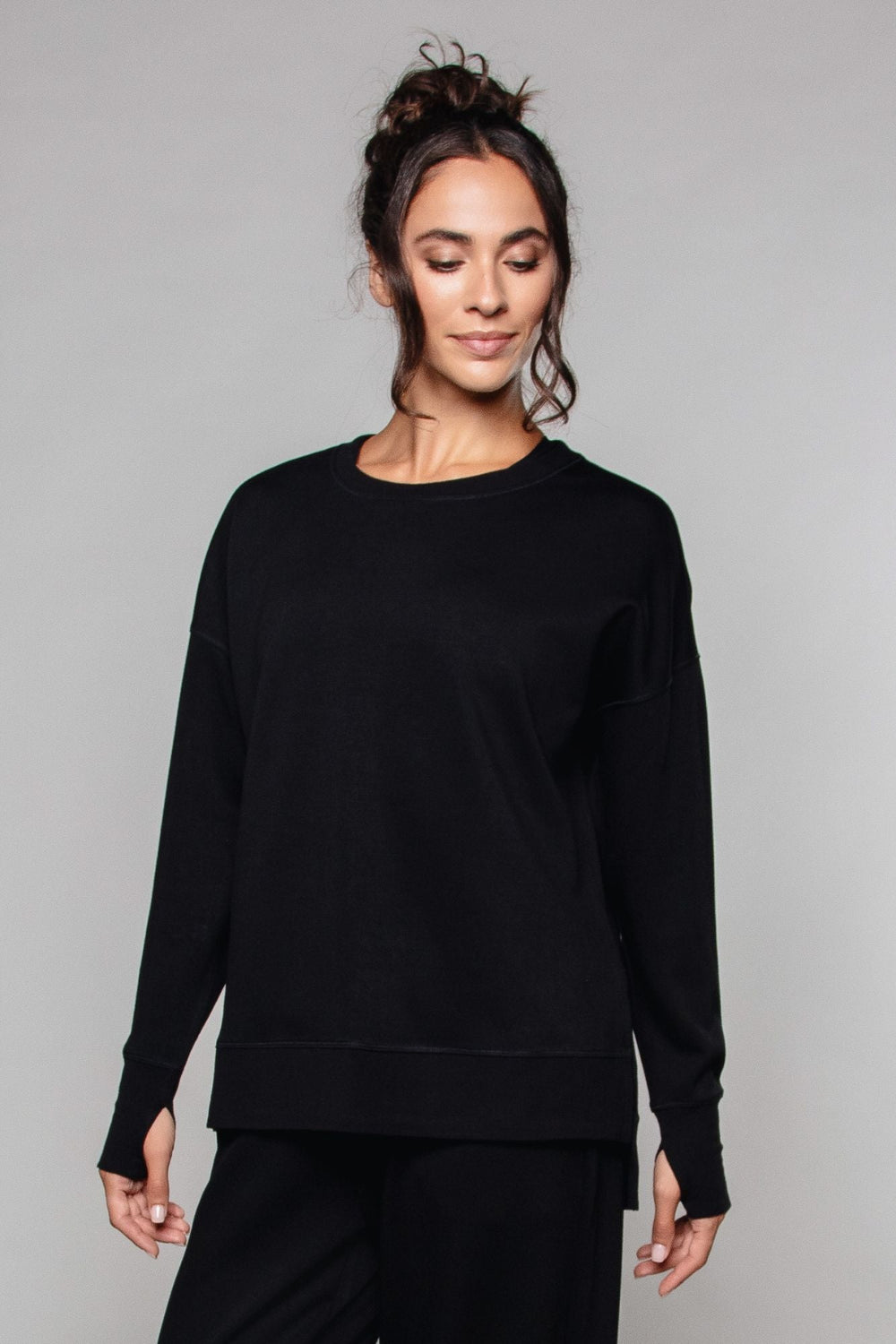 Supersoft Longline Sweatshirt Black – Born Nouli - Main Image