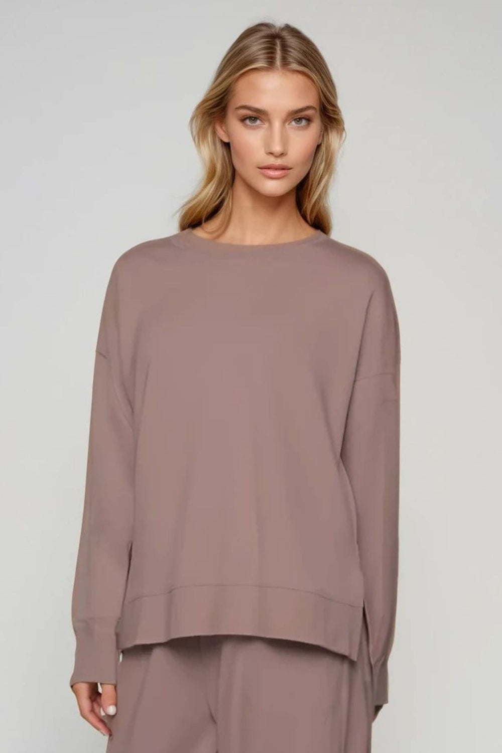 Supersoft Longline Sweatshirt Taupe - Born Nouli
