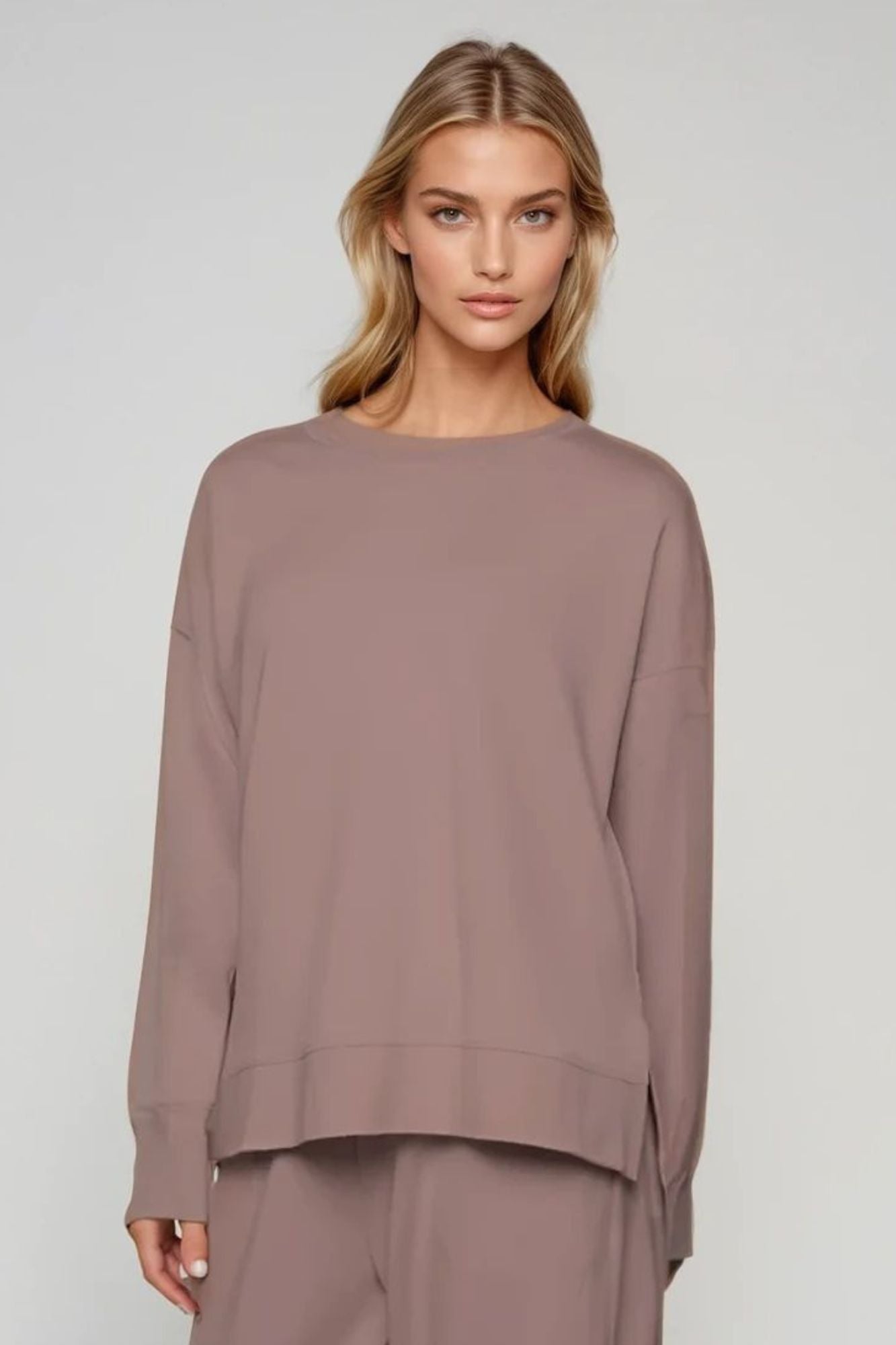 Supersoft Longline Sweatshirt Taupe - Born Nouli