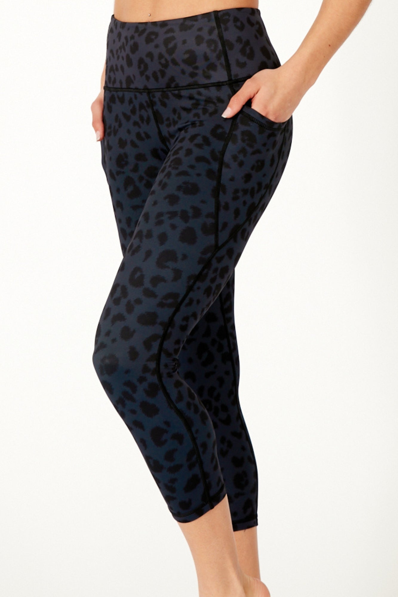 POGLIP Women's Gray Classic Leopard Print Active Leggings